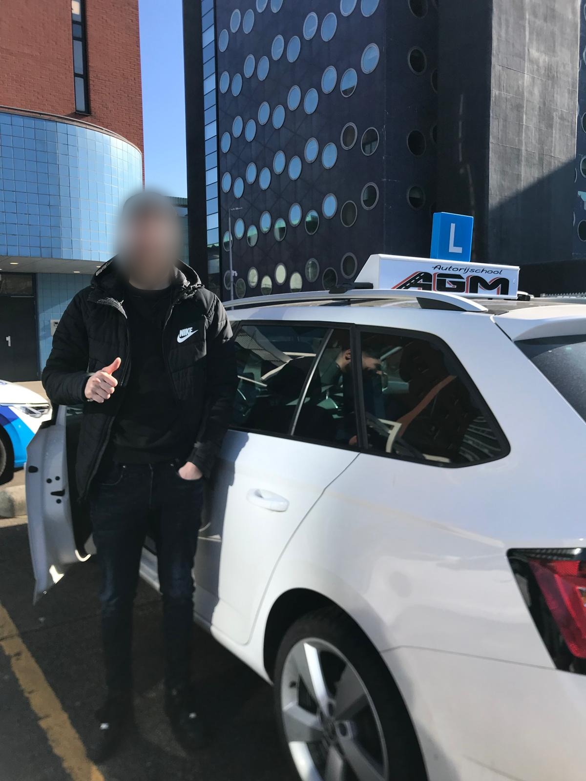 Geslaagde leerling bij Autorijschool AGM